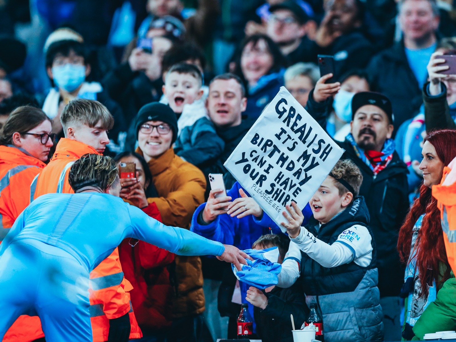 有极大的吸 有极大的吸