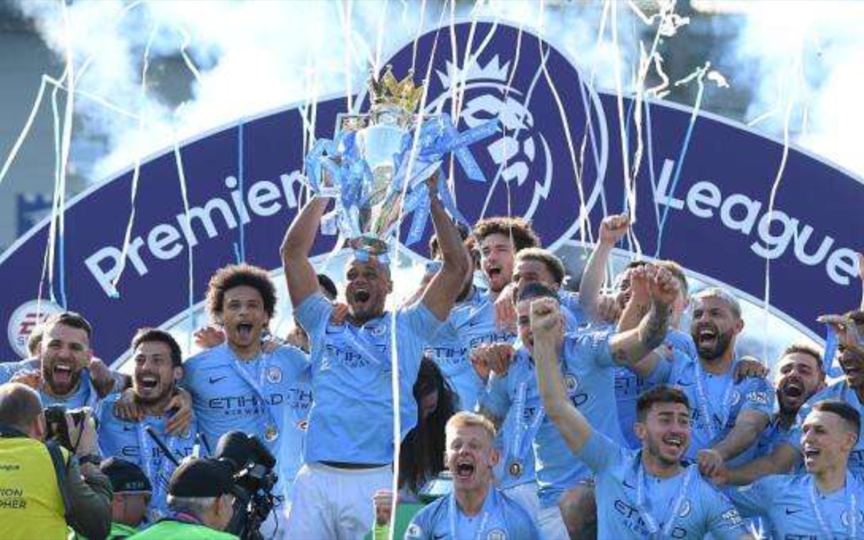 于他卓越的 于他卓越的